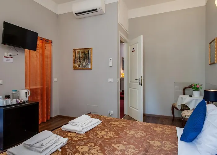 Guest house Raphael 4*