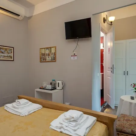 بيت ضيافة Raphael روما